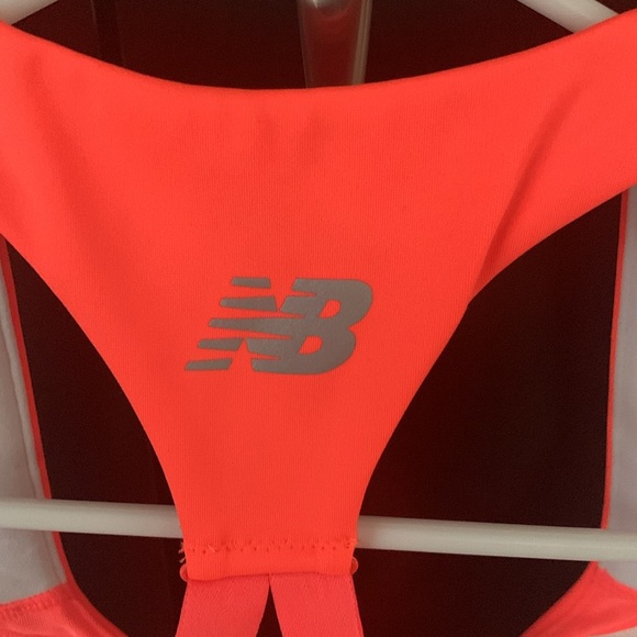 New Balance Sports Bra - Picture 3 of 5